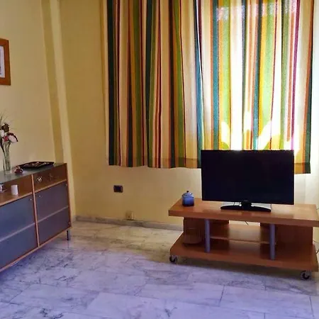 Centrico Apartamento En Junto A La Plaza De Espana Apartment *