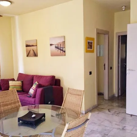 Centrico Apartamento En Junto A La Plaza De Espana *